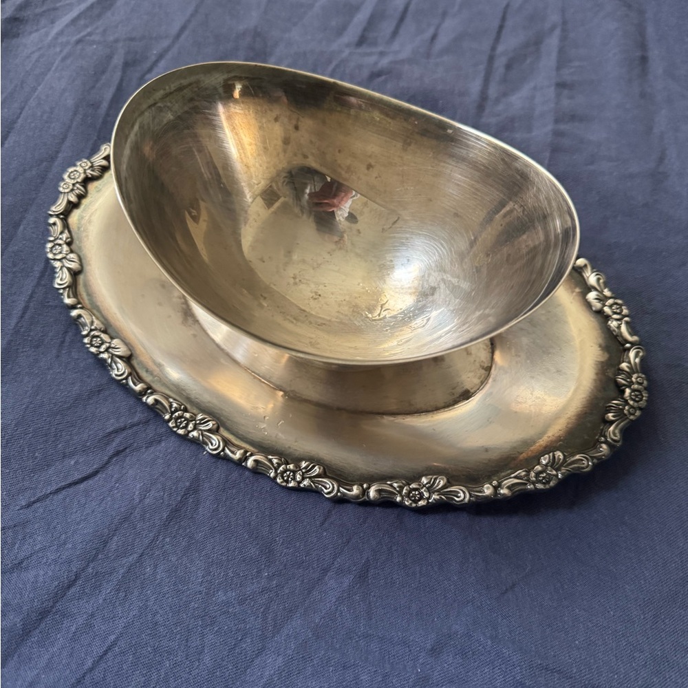 Elegant Silver Gravy Boat with Ornate Trim